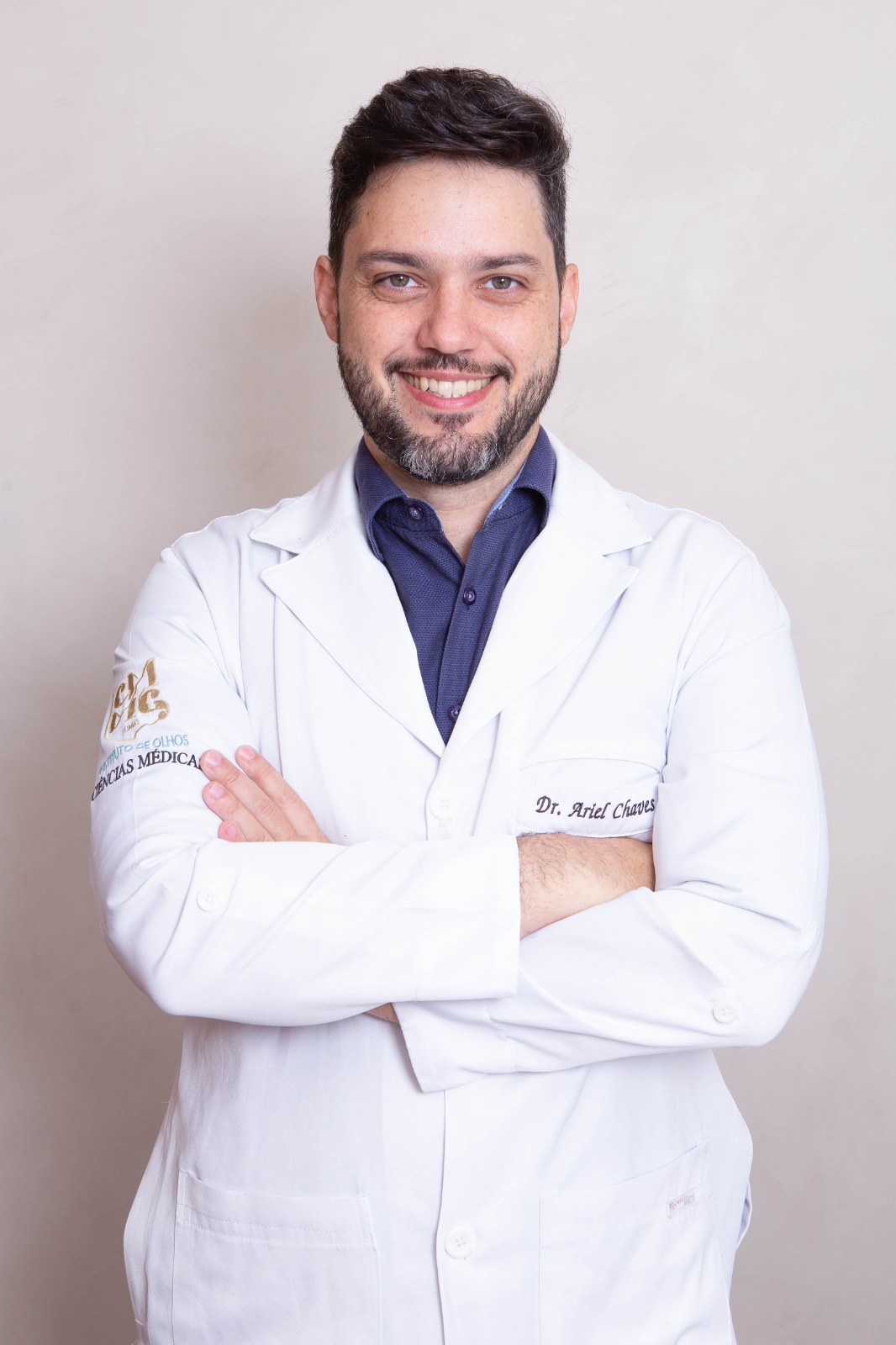 Dr. Ariel Chaves